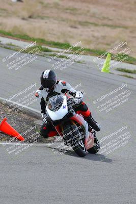 media/Mar-05-2023-TrackXperience (Sun) [[a95d40e56a]]/Group 2/session 2 turn 4/